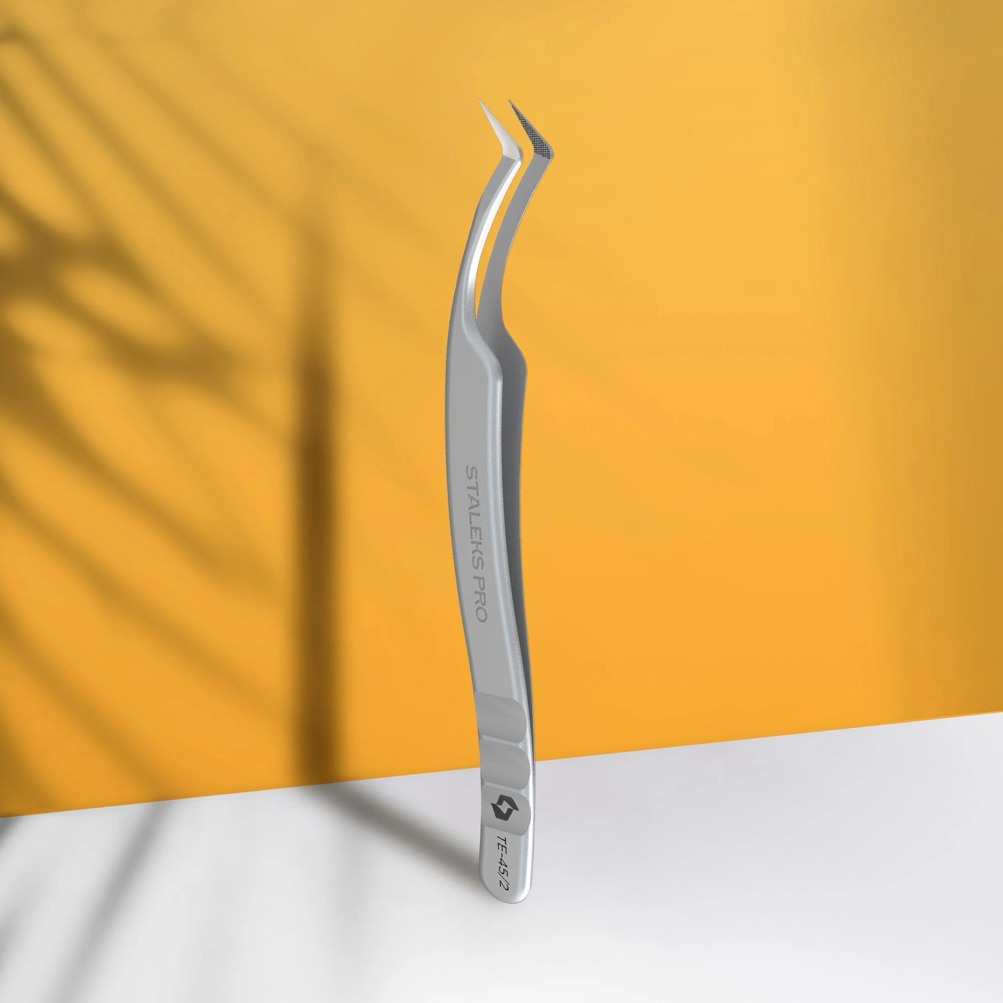 STALEKS EXPERT 45 TYPE 2 Professional lash tweezers with fiber tips, L-shaped, 40'